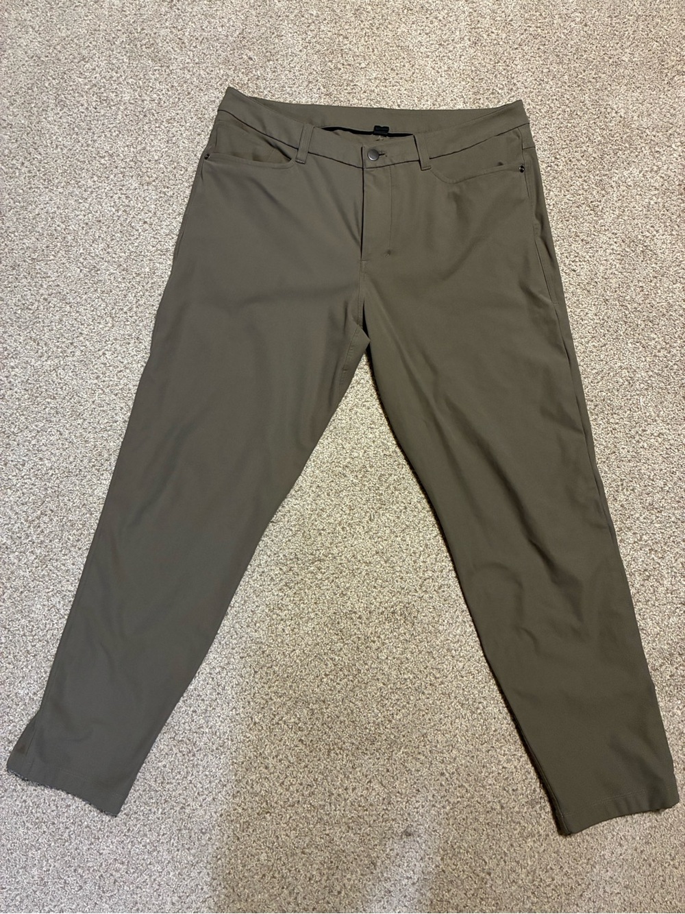 lululemon athletica Men's dark tan/khaki Chino Pants